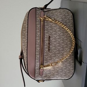 Michael Kors hand bag
